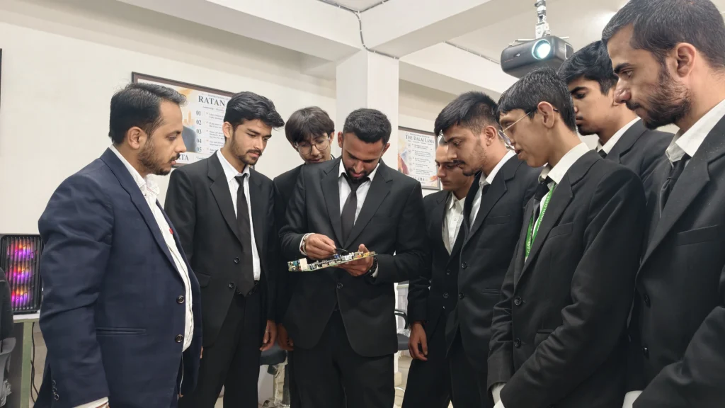 Students learning technology during Gashwa Technologies industrial training